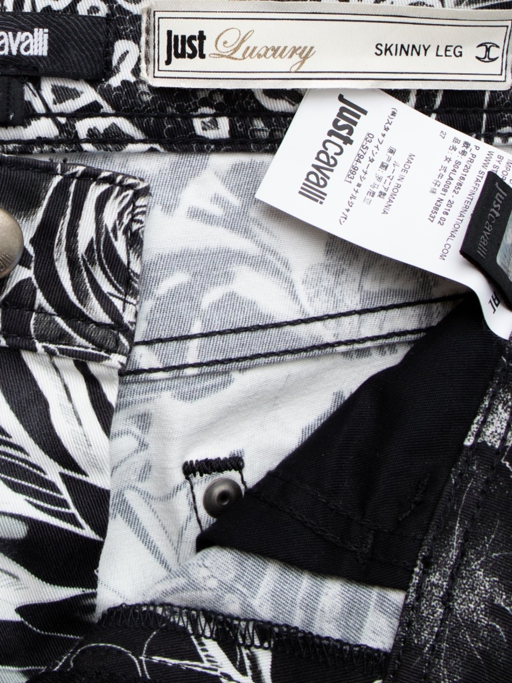 Just Cavalli Luxury Skinny Leg Tiger Print Jeans Black White Size 27 US 4 - Picture 9 of 13